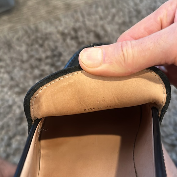 BOTTEGA VENETA Men’s EU 46 Black leather loafers only worn twice. - Picture 7 of 7